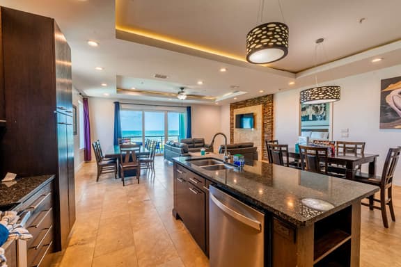 Amberjack Oasis